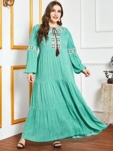 Spring Dress 2021 Women Long Sleeve Embroidery Casual Dress Green Loose Plus Size Abayas Muslim Dubai Islamic Clothing